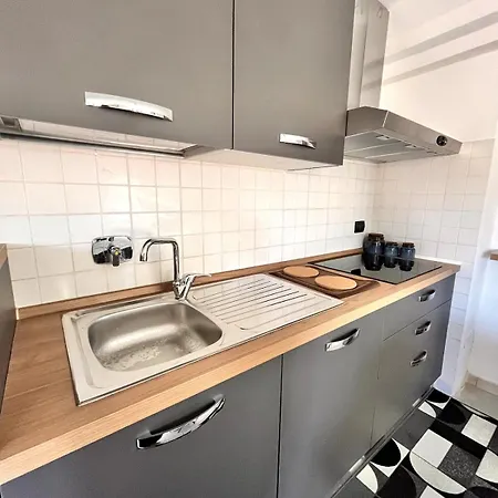 Hostpitaly - La Quiete In Centro